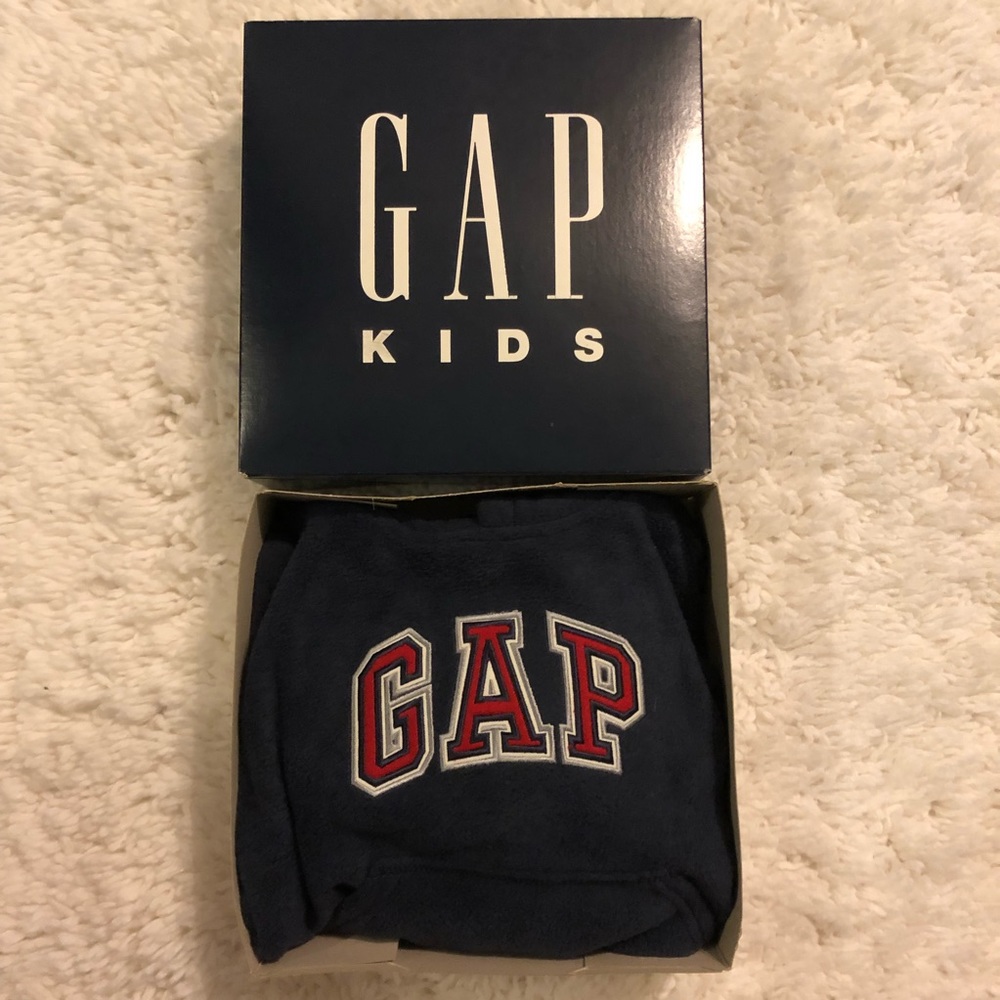 NWT Baby Gap (2T) Bundle!
